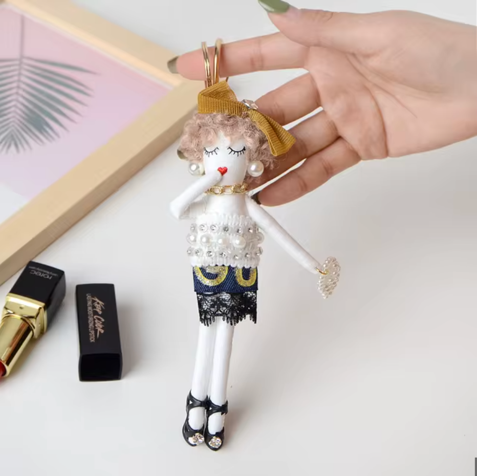 LUXE Diva Doll